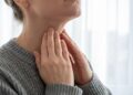 5月25日世界甲狀腺日／疲累、皮膚乾、月經失調？小心甲狀腺異常！簡單「3步驟」揪病灶
